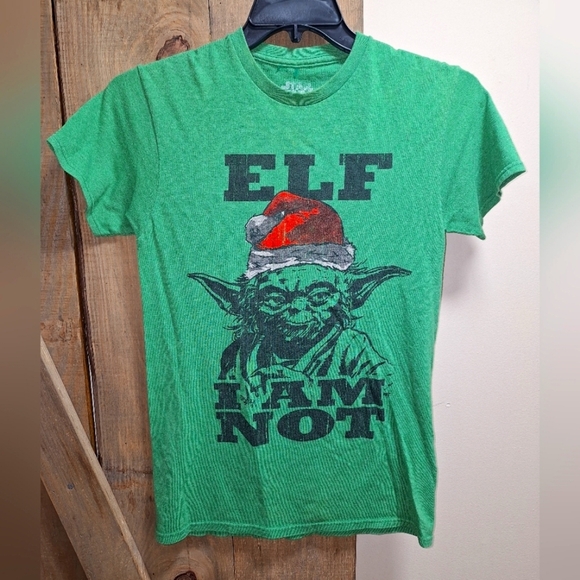 A Star Wars Yoda Christmas t-shirt in a men's size small. ELF I AM NOT. - Picture 1 of 6